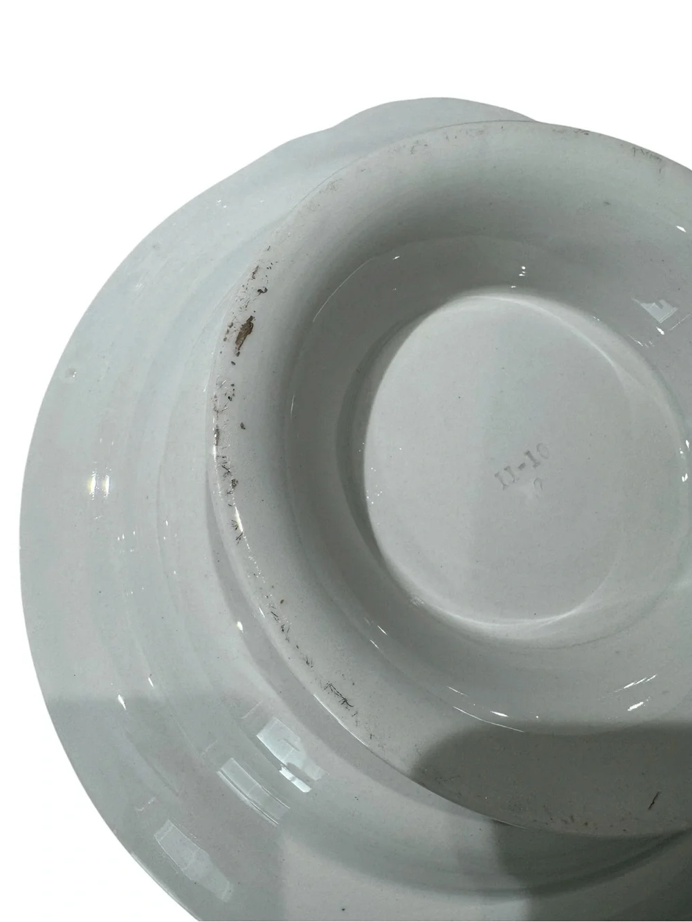 VTG White & Gold Trim Porcelain Covered Footed Serving Dish 10